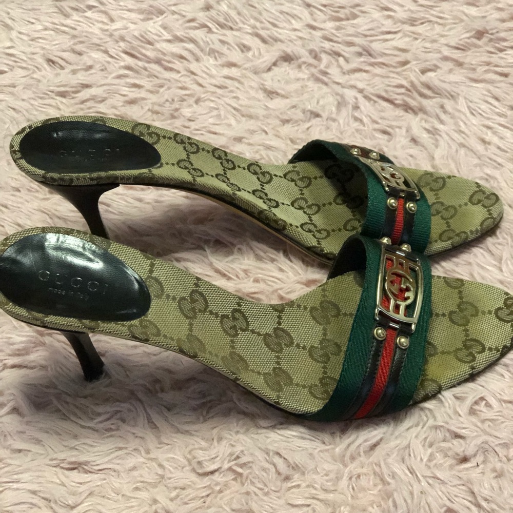 Women’s Shoe